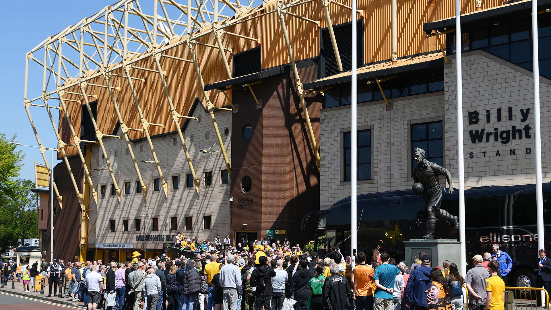 赛事中表现 赛事中表现